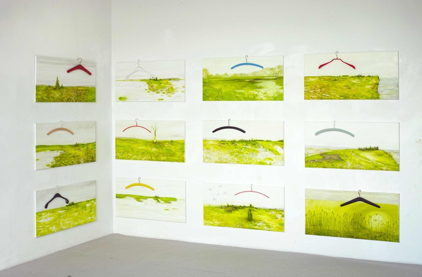 12 Bilder ums Eck mit Bügel